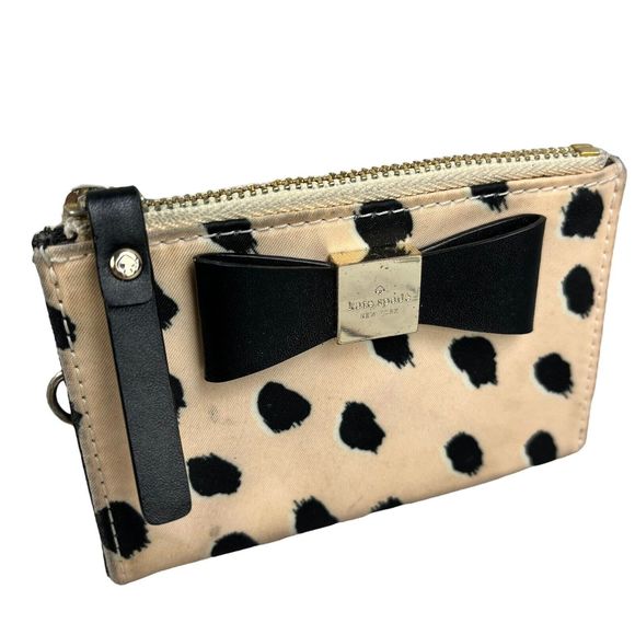 Kate Spade Canvas Wristlet Clutch Cream & Black Coin Purse Zipper 4.5” x 3” - Picture 1 of 9